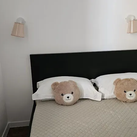 Teddy Stari Grad Апартаменты Нови-Сад